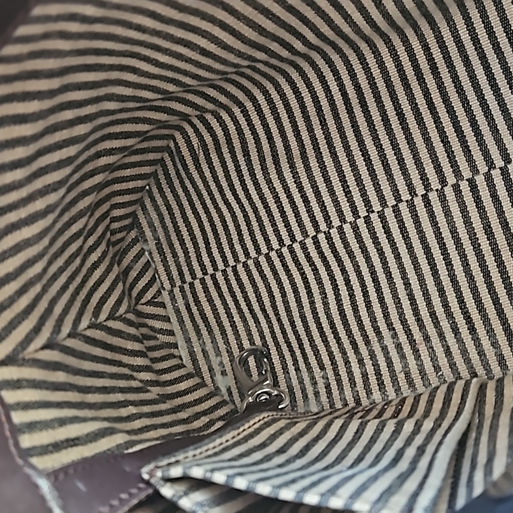 Vintage Brighton Leather Medium Purse - Picture 8 of 11